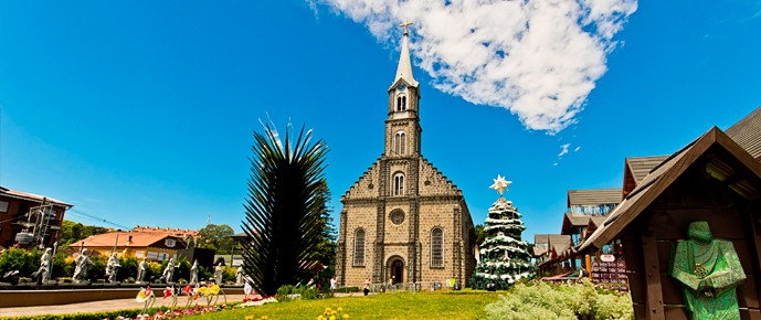 pacotes para gramado