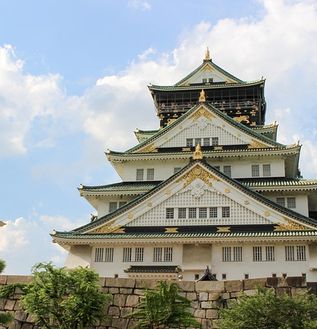 osaka-castle-3237242_640 (1)